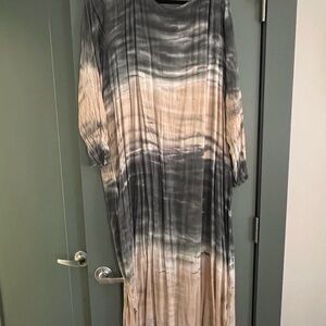 Anthropologie Dolan Tan Cream Dolman Sleeve Dress